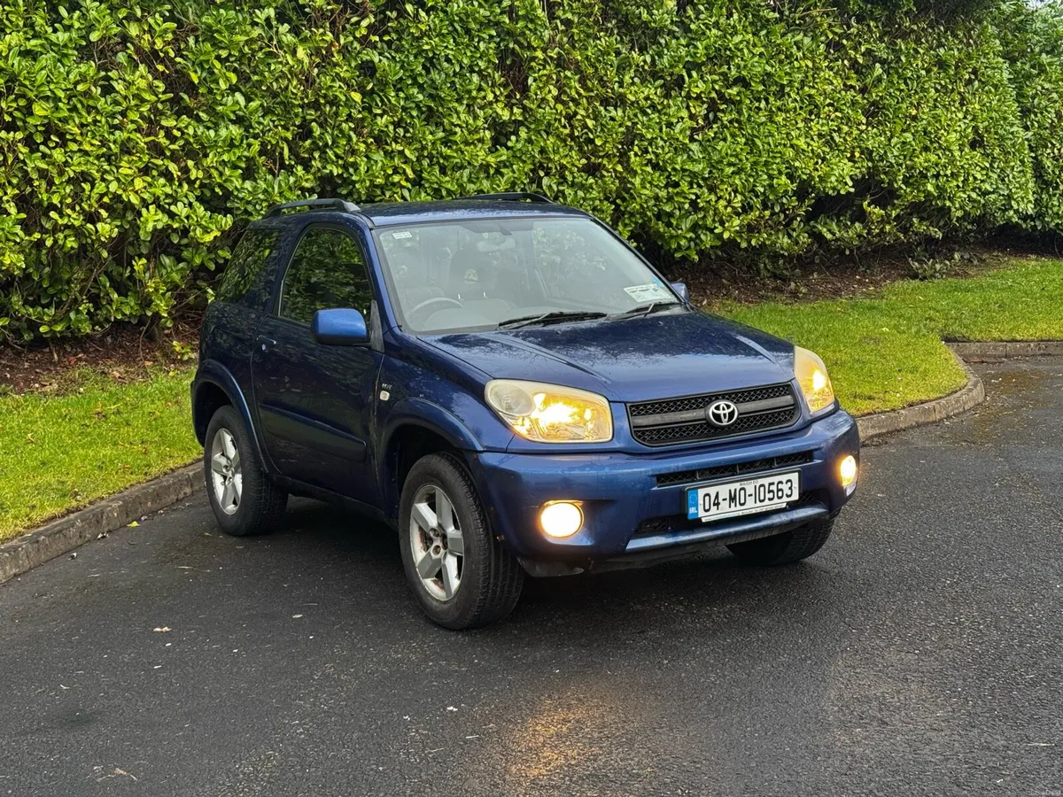 2004 Toyota rav4 AWD - Image 1