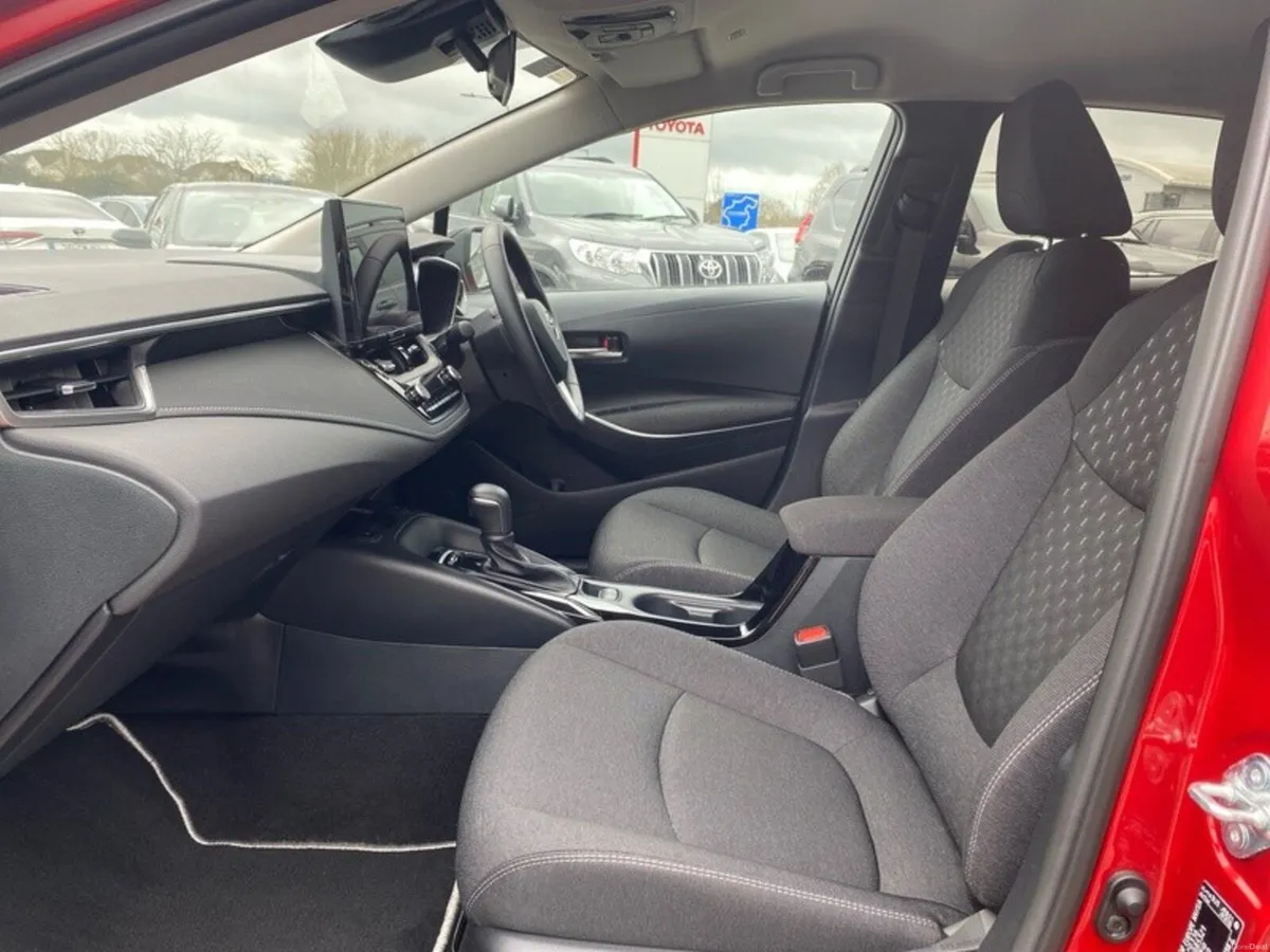 Toyota Corolla LUNA SPORT SALOON - Image 6