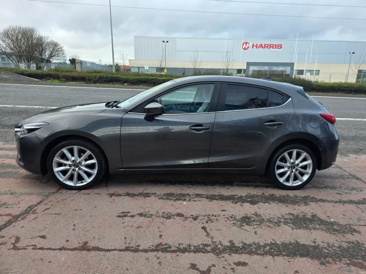 Mazda Mazda3 1.5D GT, NEW NCT, SERVICE, WARRANTY, - Image 4