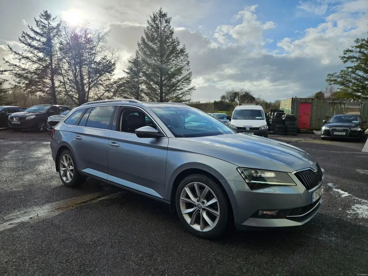 Skoda Superb CO ST 2.0 Tdi190hp4x4dsg 4DR A