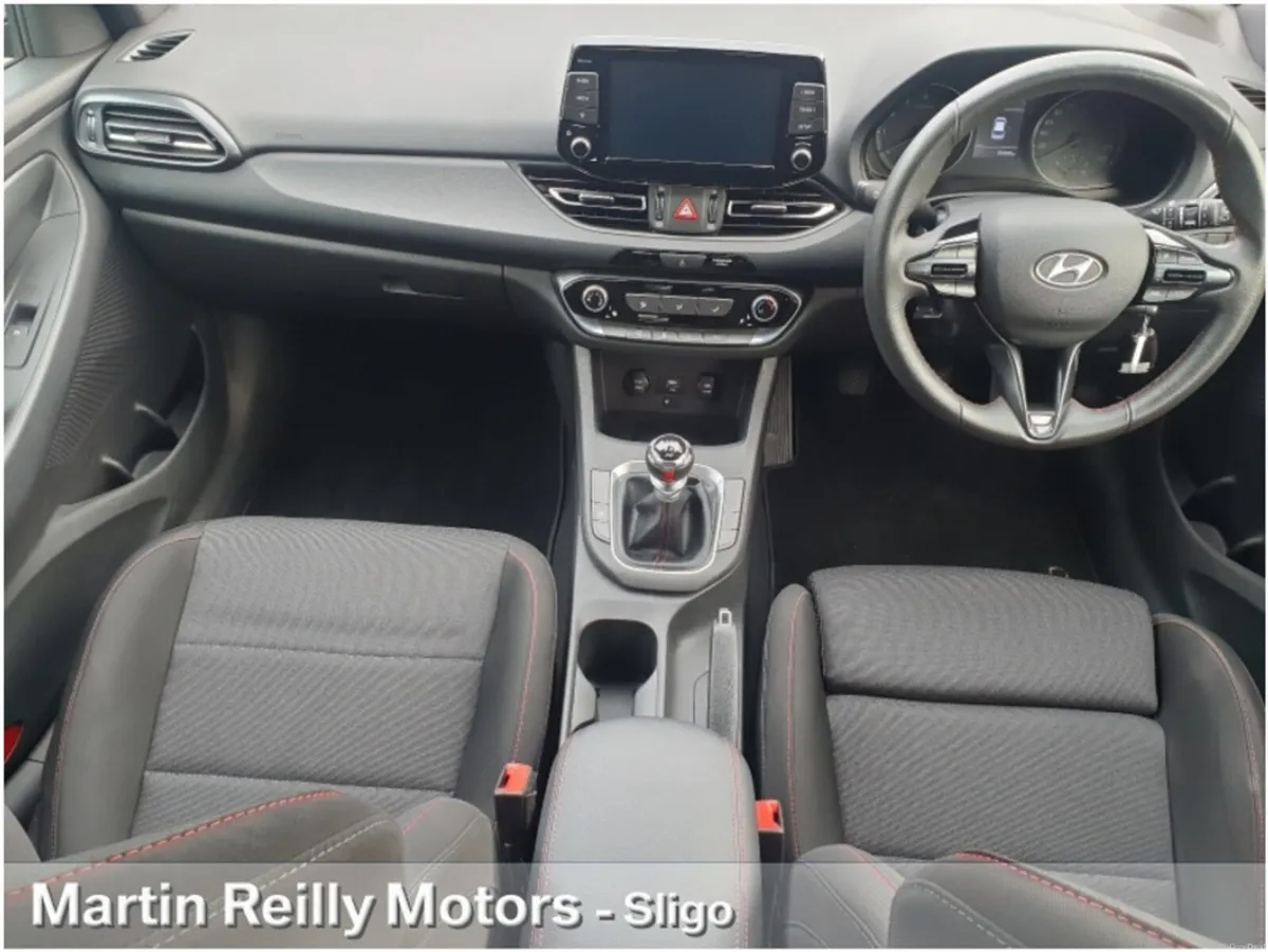 Hyundai i30 We're sorry, this car is now sold. Che - Image 2