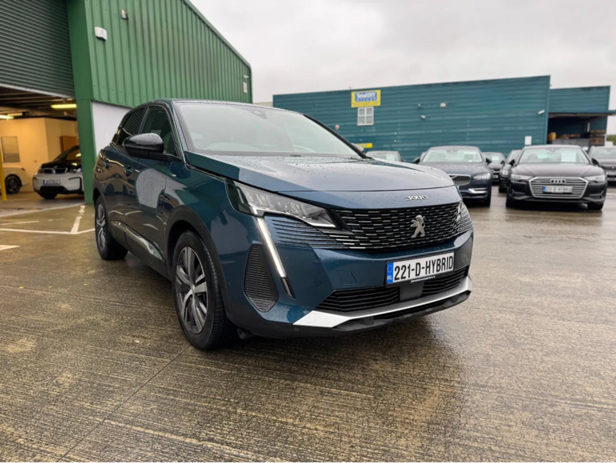 Peugeot 3008 ALLURE S/S PHEV AUTO - Image 1