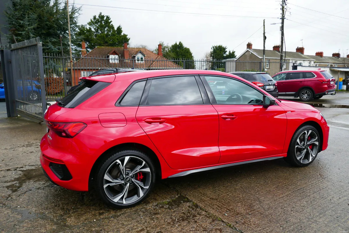 232, AUDI A3 PHEV 40 TFSI e 204HP S Tronic S Line - Image 4