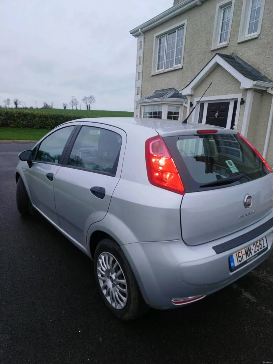 2015 fiat punto 1.2 petrol - Image 4