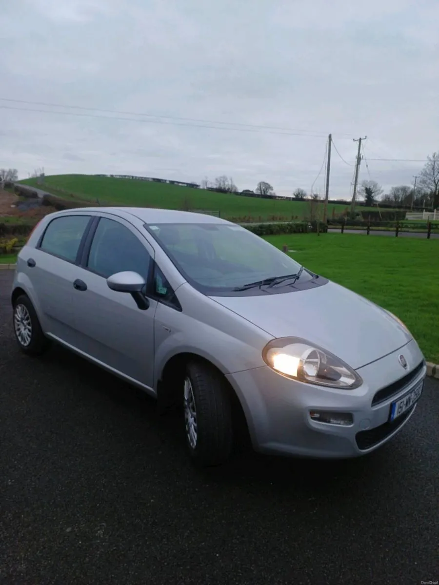 2015 fiat punto 1.2 petrol - Image 2