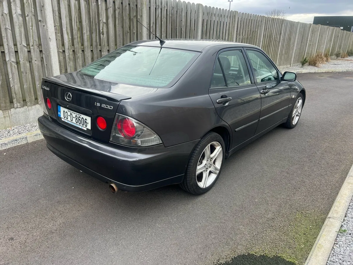 2003 Lexus is200 manual low mileage - Image 3