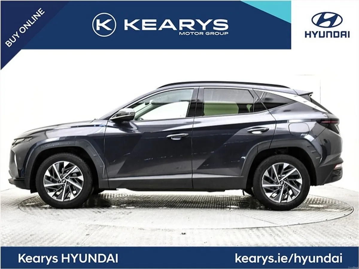 Hyundai Tucson 2WD Executive Plus - Image 4