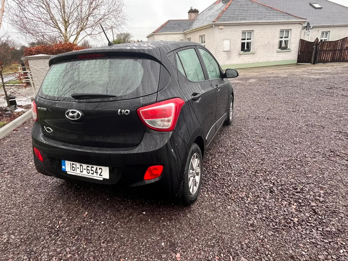 Hyundai i10 Deluxe Model 1 L Low KMS New NCT - Image 4