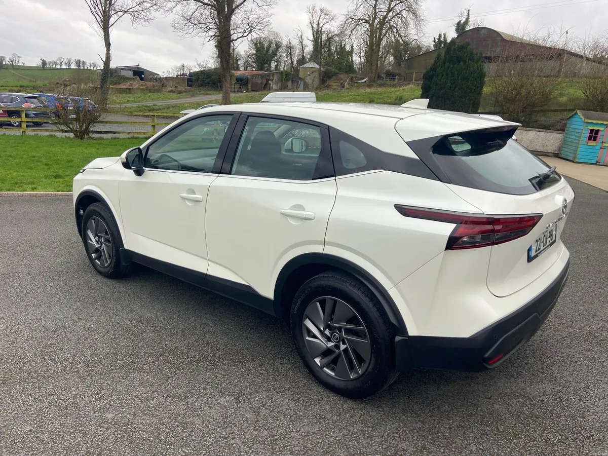 Nissan Qashqai 1.3 petrol - Image 4