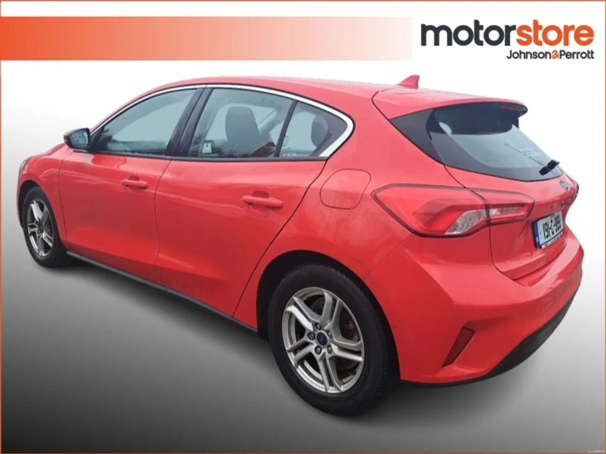 Ford Focus 1.5 TDCi 120PS Zetec - Image 2