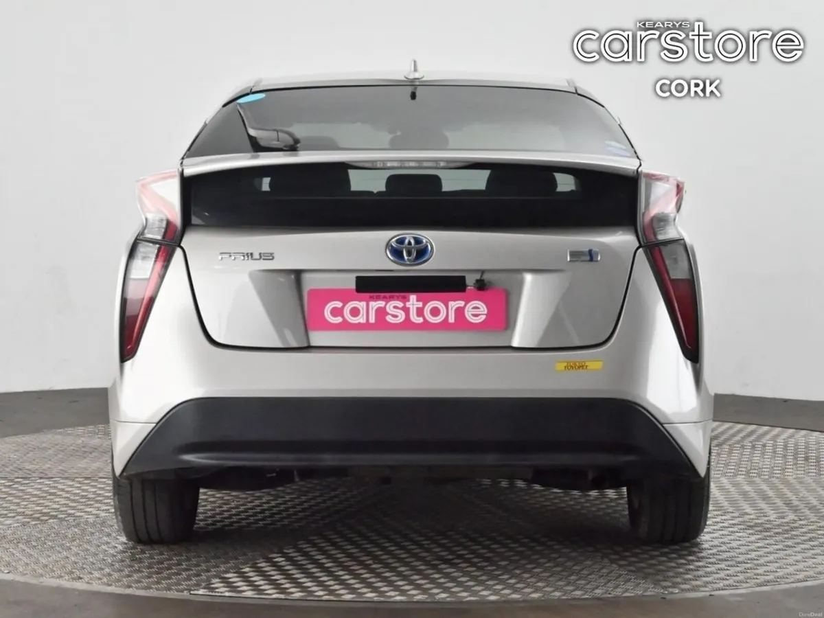 Toyota Prius 1.8 Hybrid Auto - Image 4