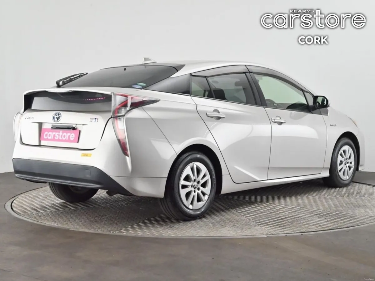 Toyota Prius 1.8 Hybrid Auto - Image 5
