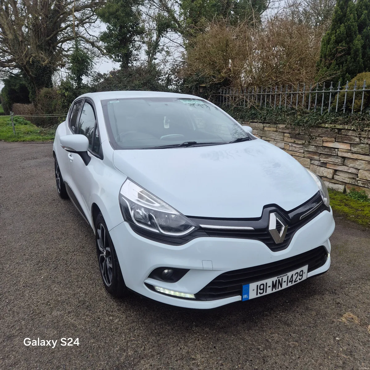 Renault Clio 2019 - Image 1