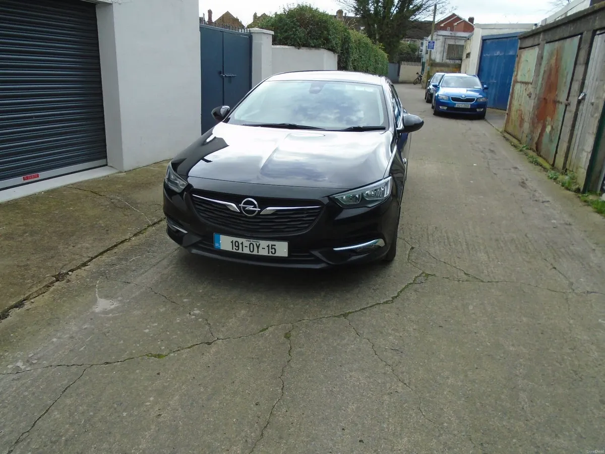 Opel Insignia 2019 - Image 1