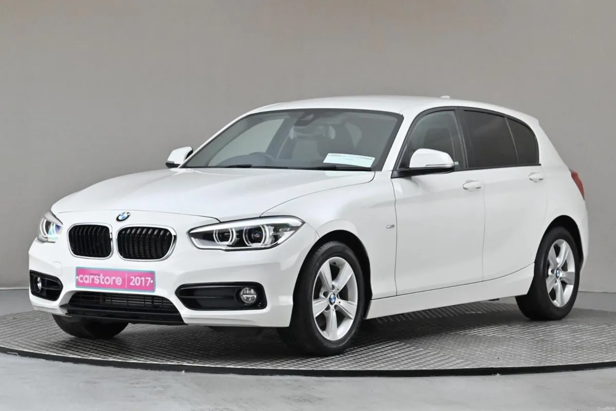 BMW 1-Series 118i SPORT LINE **REVERSE CAM**SPORT - Image 4