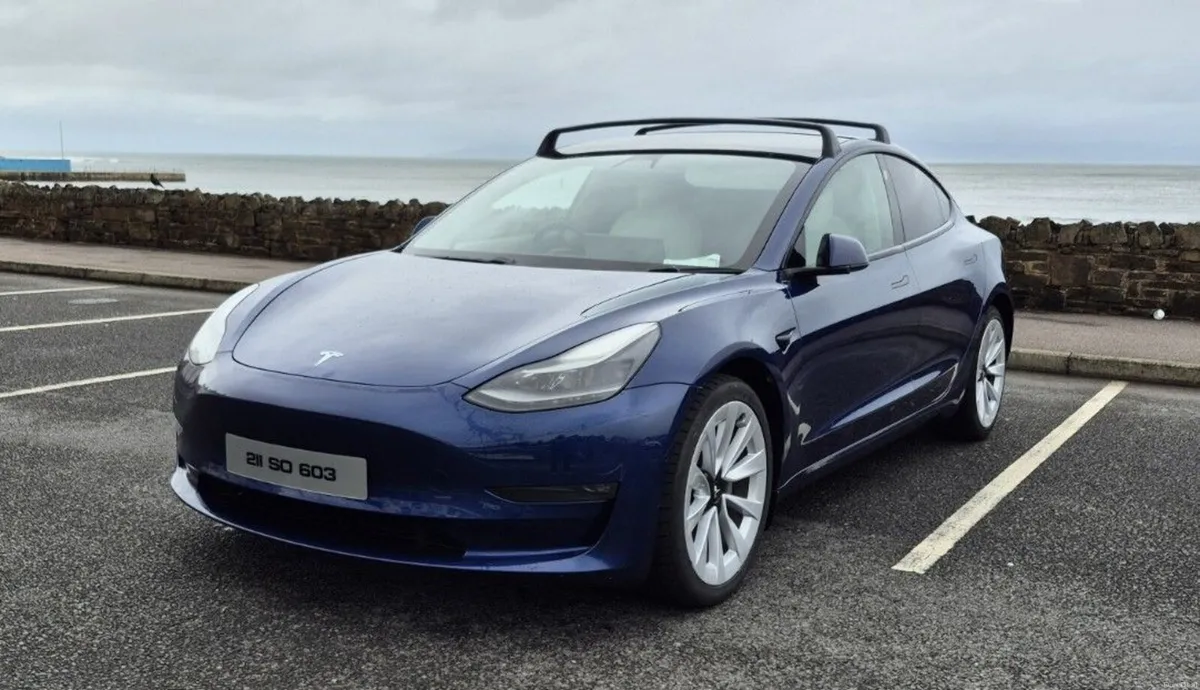AWD LONG RANGE Tesla Model 3 2021 - Image 2