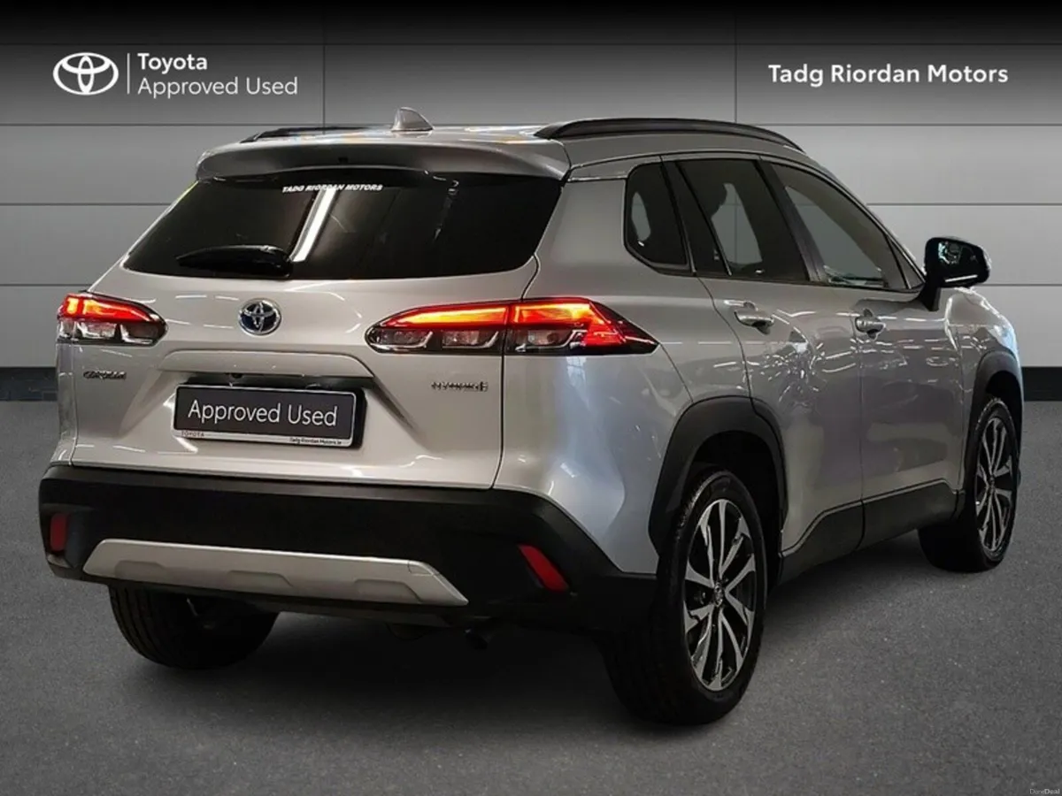 Toyota Corolla Cross SPORT 4DR A AUTO - Image 2