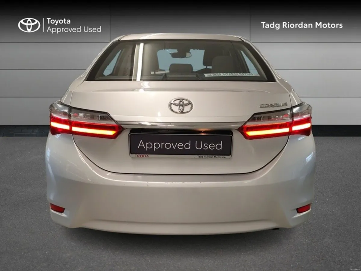 Toyota Corolla 1.4 D4D LUNA - Image 4