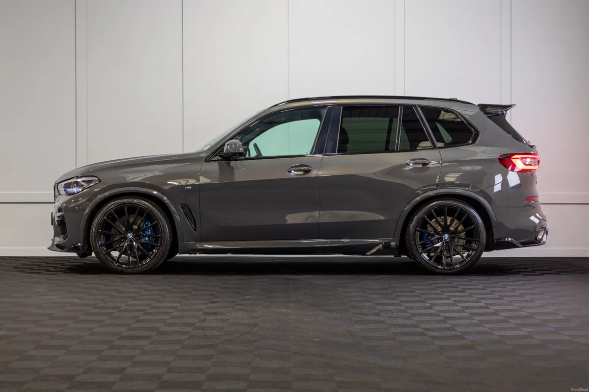 2023 BMW X5 X-Drive 40d M-Sport 2 Seat Commercial - Image 3