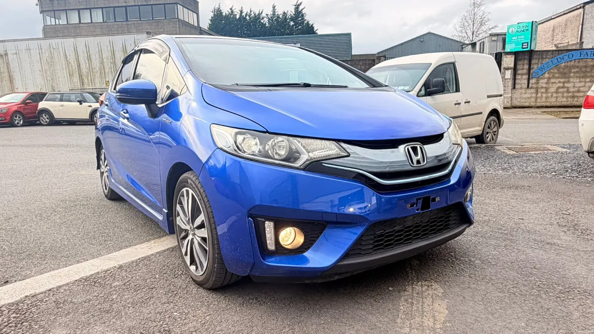 Honda Fit Hybrid 2014 - Image 1