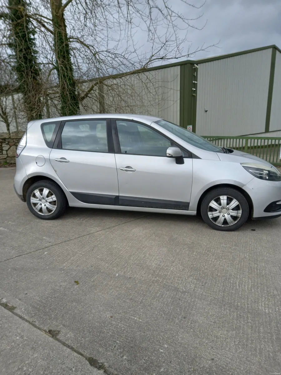 2014 Renault Scenic 1.5 Diesel - Image 1