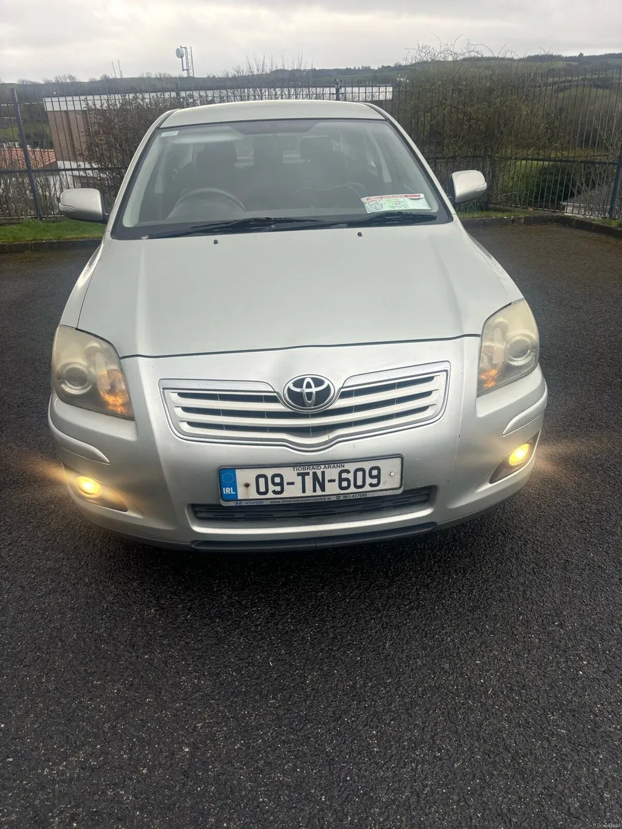 Toyota arvensis 1.6 petrol strata model Alloys Fog - Image 3