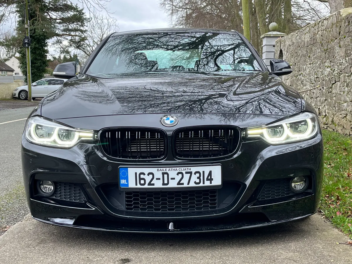 BMW 330e M-SPORT - Image 4