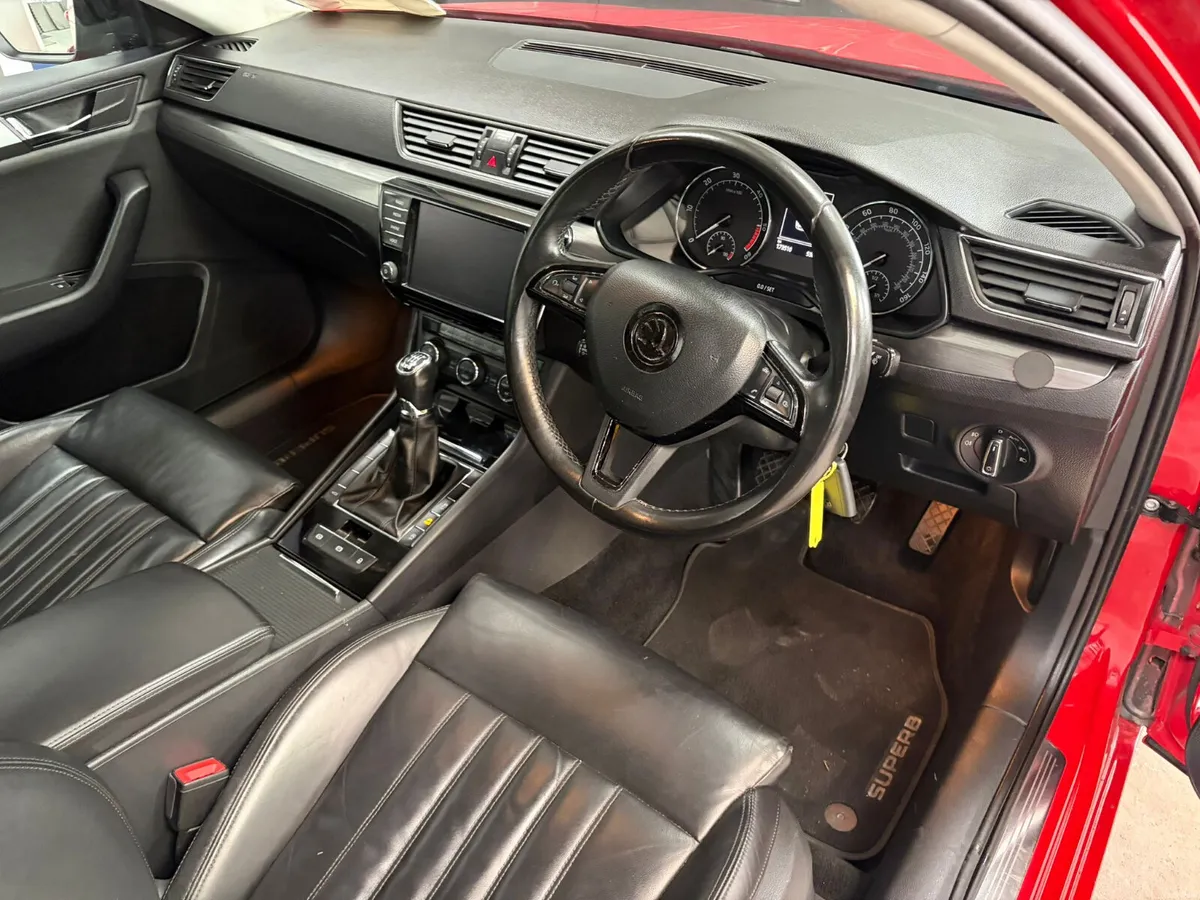 Skoda Superb 2017. 2.0 TDI SPORTLINE  4X4 - Image 3