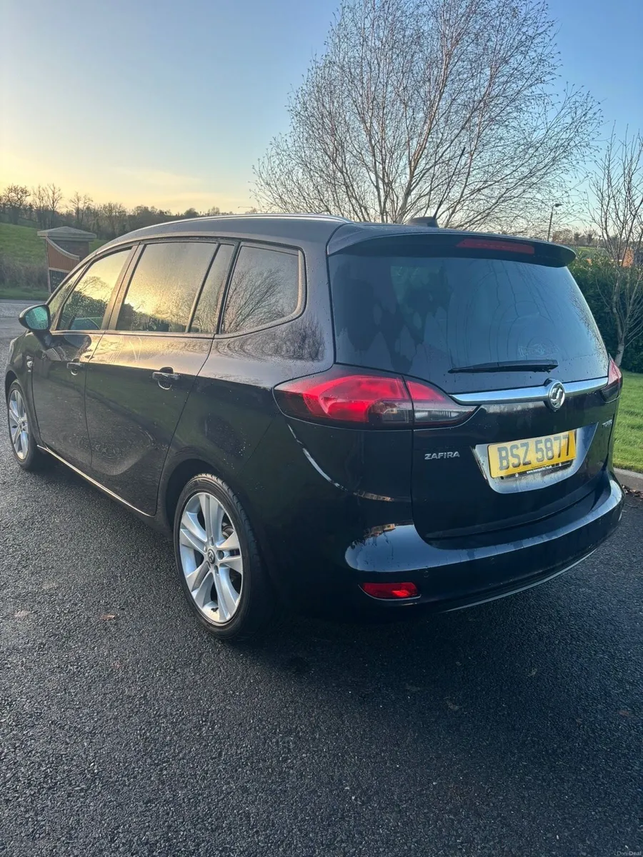 2018 Vauxhall Zafira 7 seater - Image 3