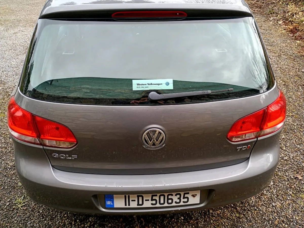 Volkswagen Golf - Image 4