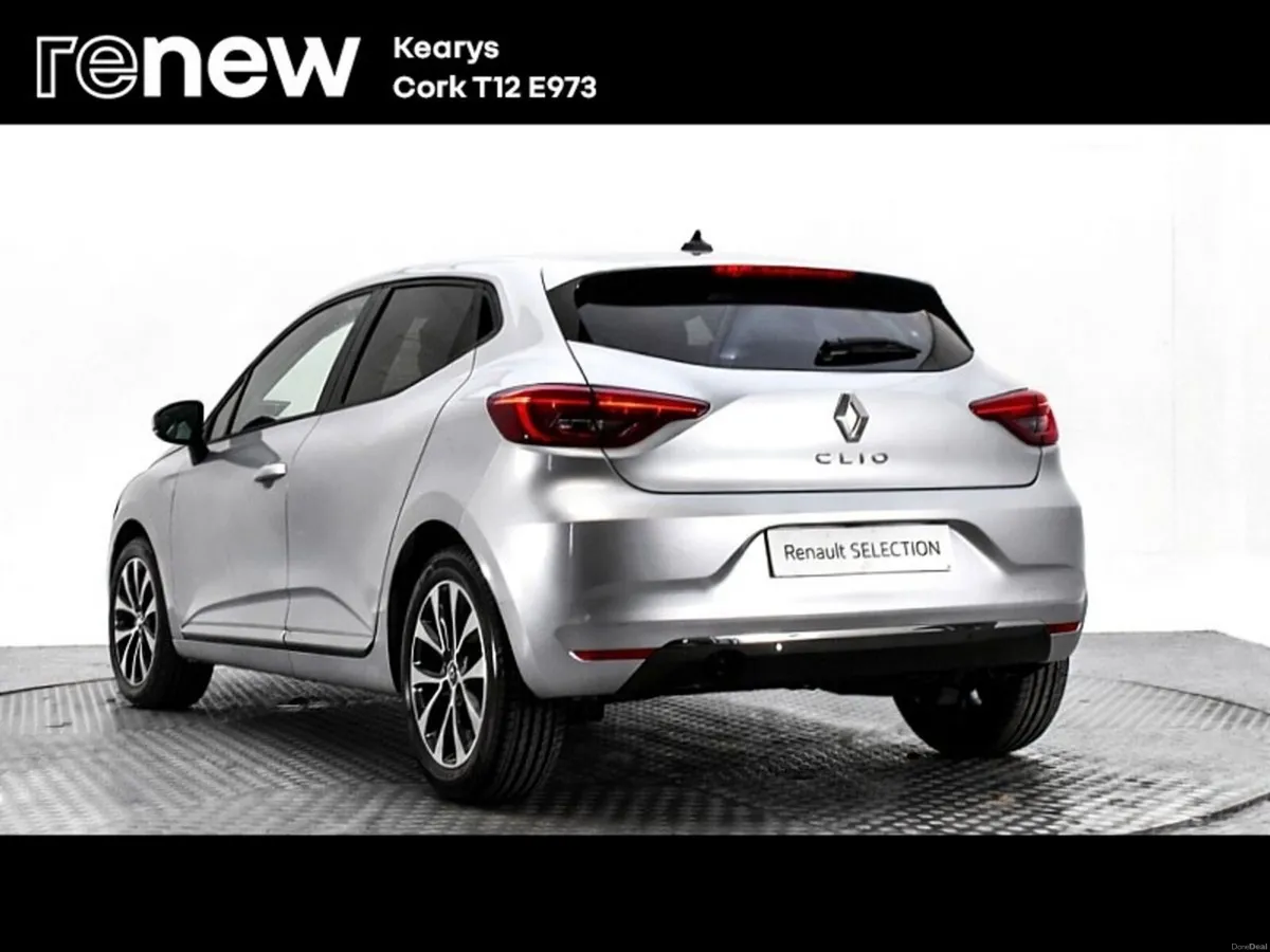 Renault Clio Iconic TCe 100 MY19 - Image 4