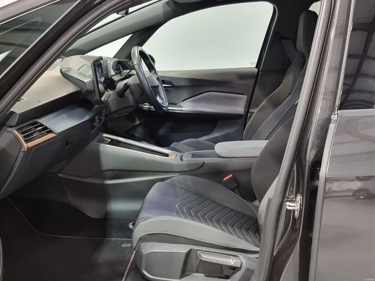 Cupra Born ** 58kWh ** 204BHP ** STUNNING EV ** TR - Image 4