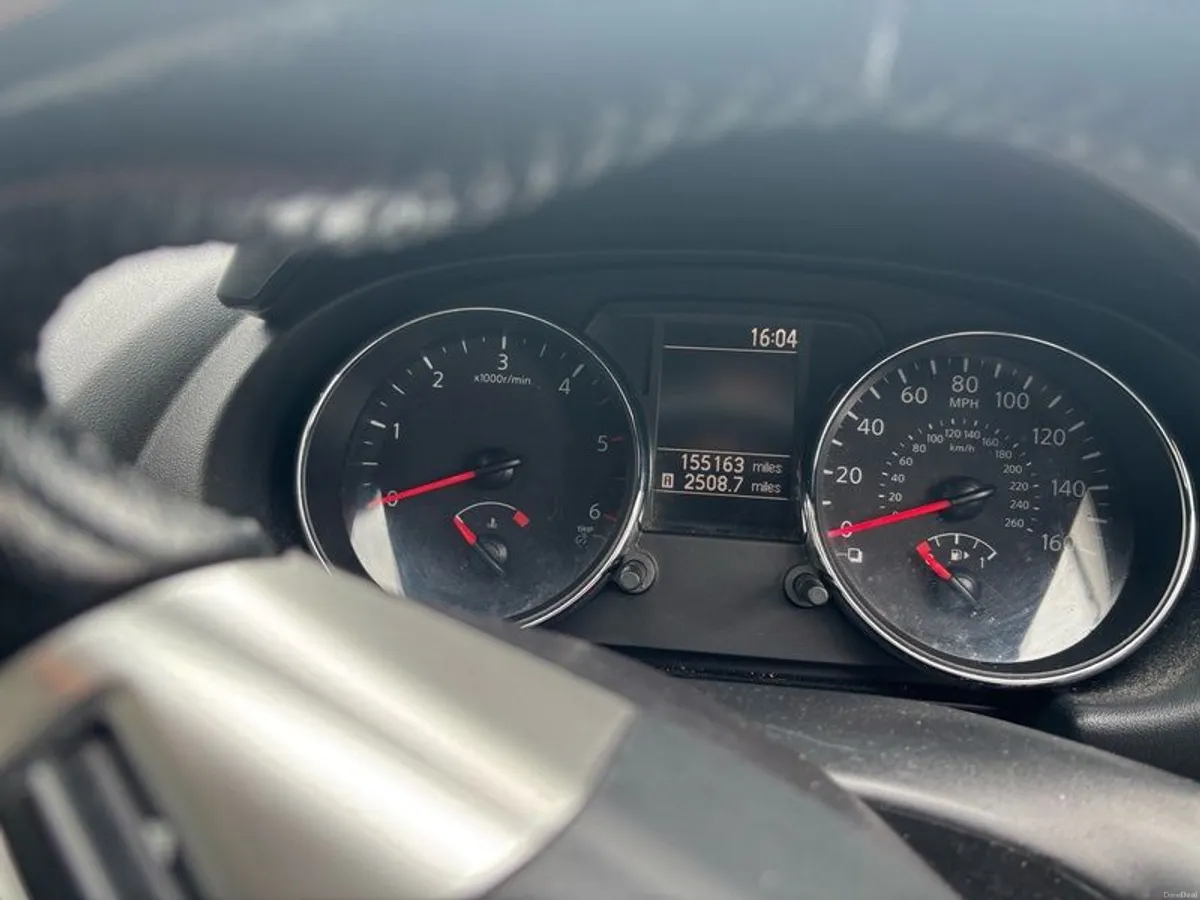 2013 Nissan Qashqai - Image 2