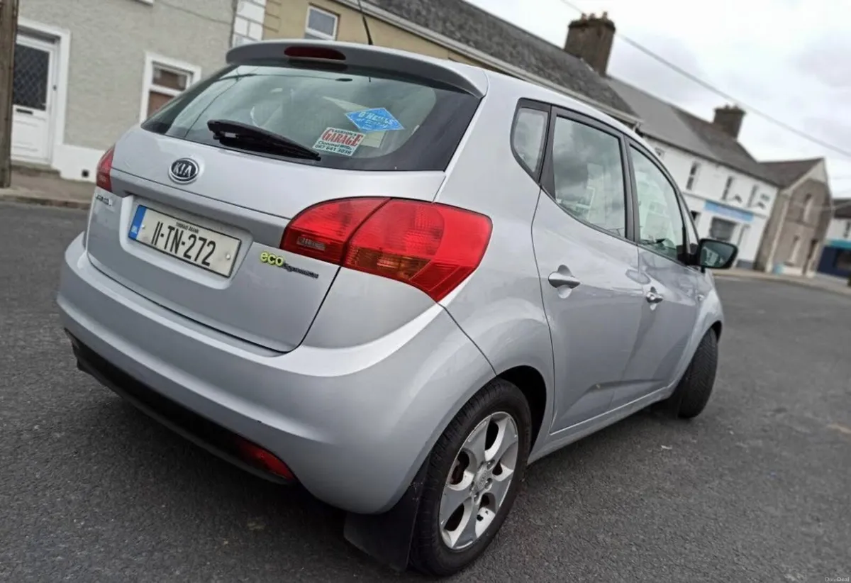 Kia Venga 2011 - Image 4