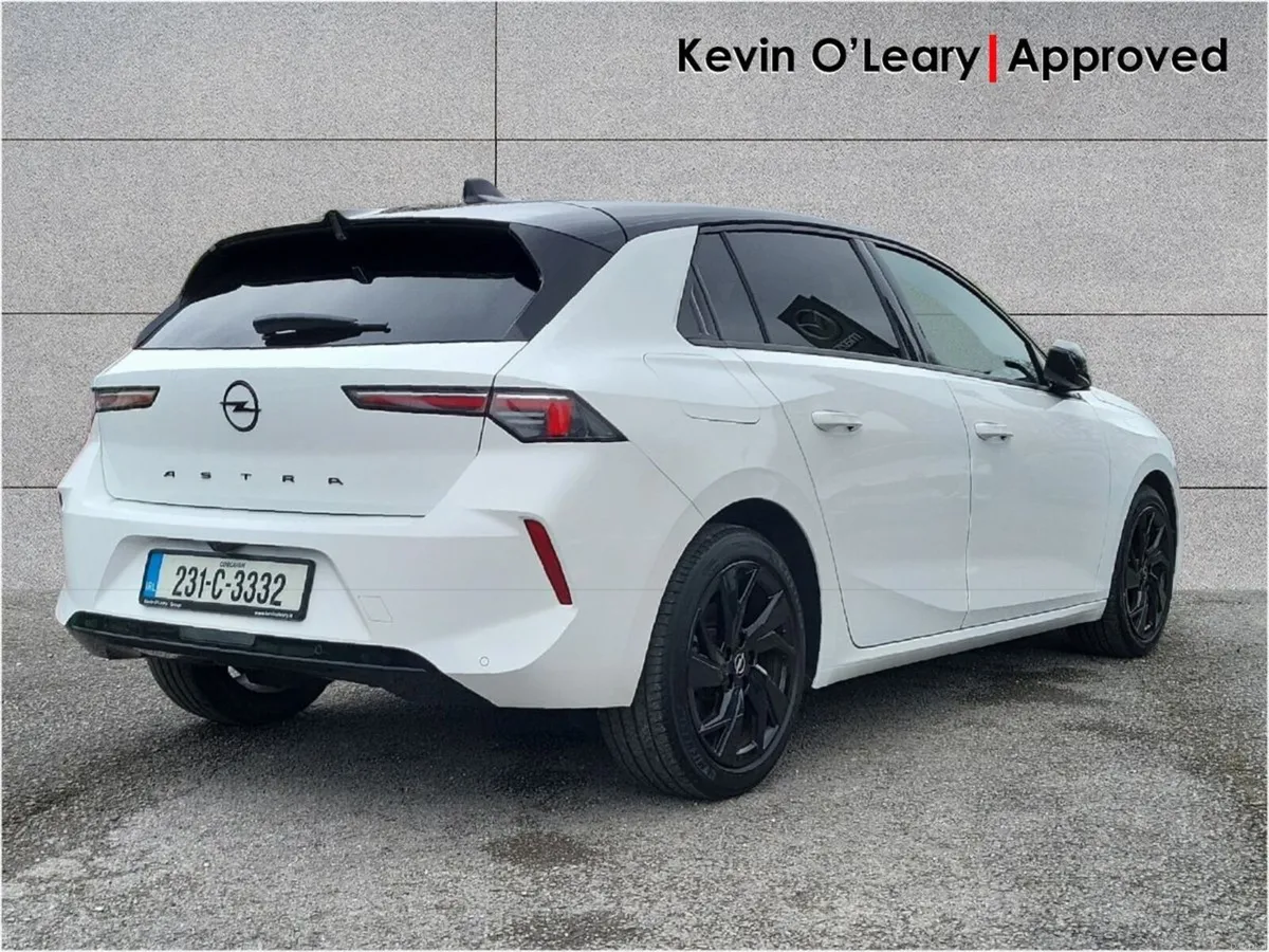 Opel Astra 5Dr SRI 1.2 Turbo 130PS 8 Speed Auto - Image 4
