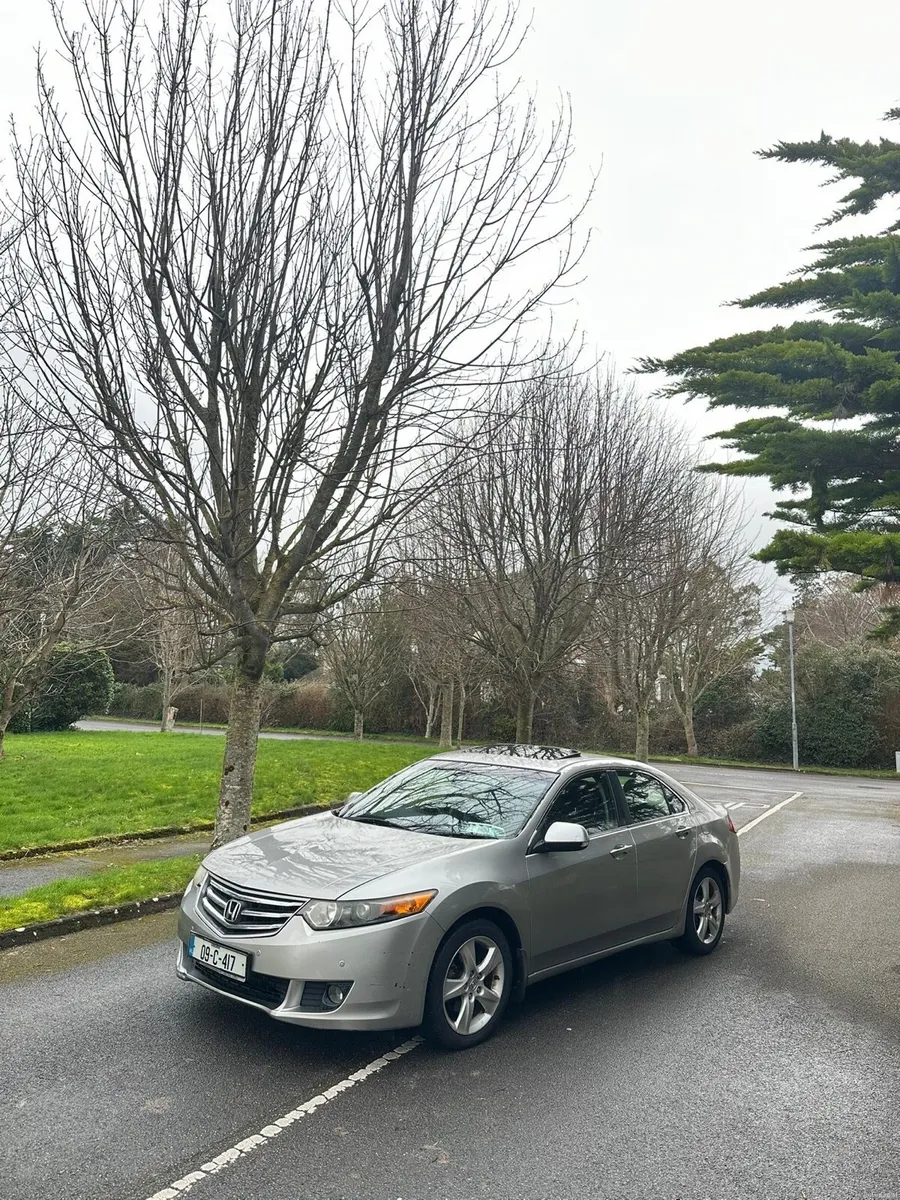 Honda accord 2009 - Image 2