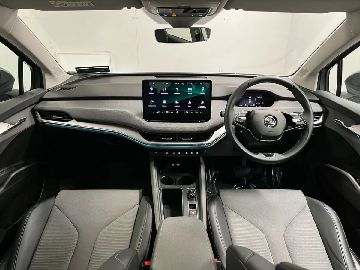 Skoda Enyaq IV 60 - Reversing Camera - Climate Con - Image 4