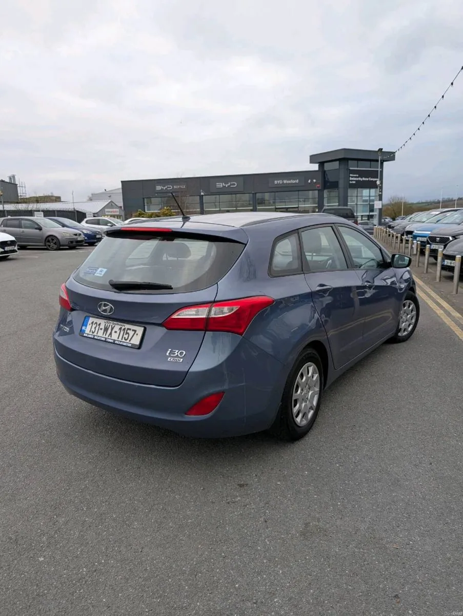 2013 Hyundai i30 Estate tax and tested - Image 3