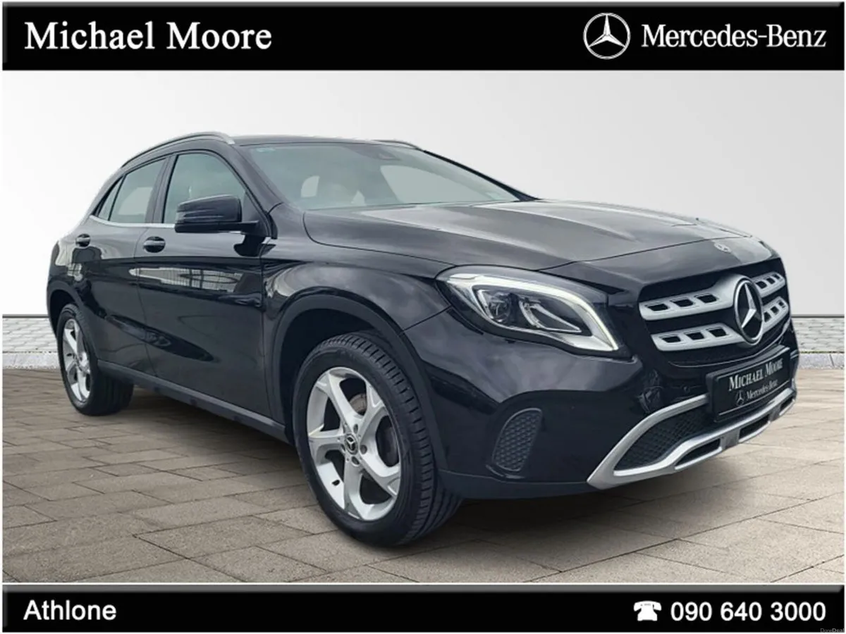 Mercedes-Benz GLA GLA180  URBAN AUTO *1 OWNER, IRI - Image 1