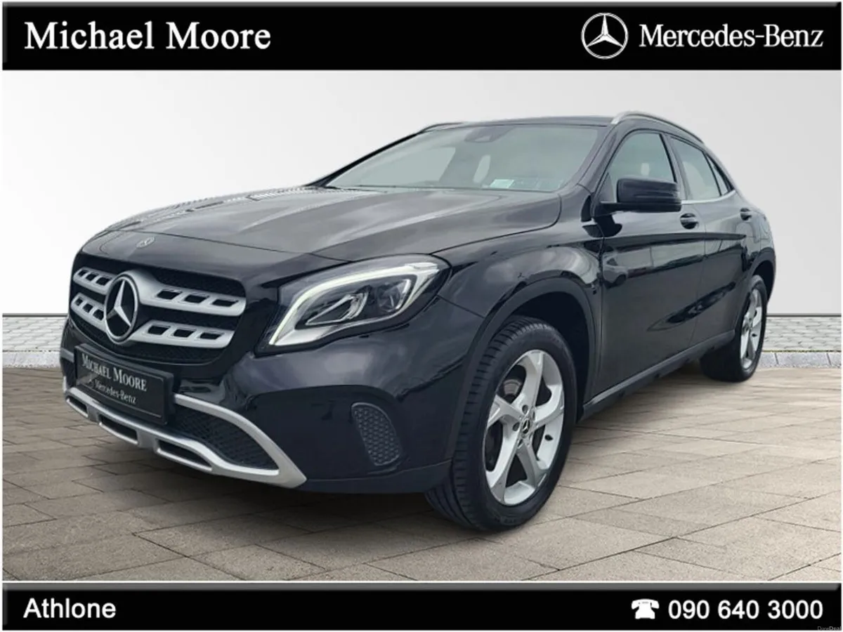 Mercedes-Benz GLA GLA180  URBAN AUTO *1 OWNER, IRI - Image 2