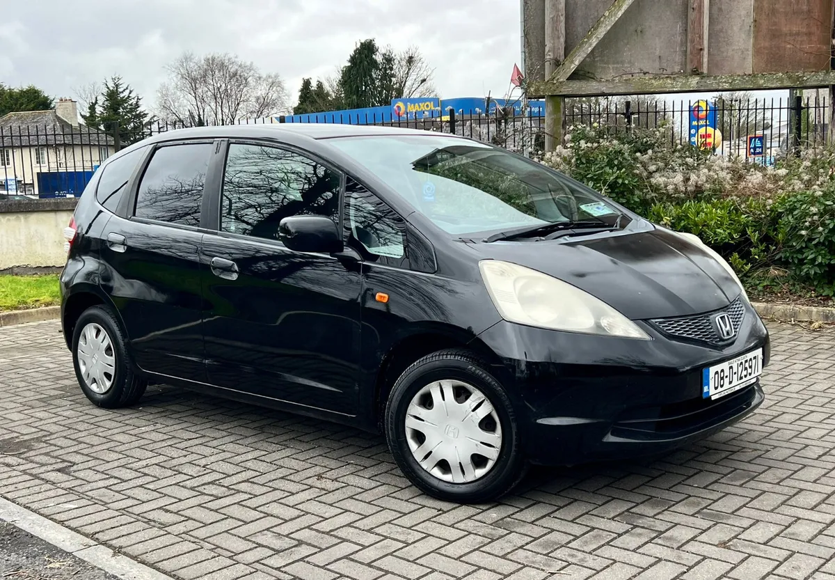 Honda Fit 2008 1.3 Petrol new nct 3/27 tax 3/26 - Image 3