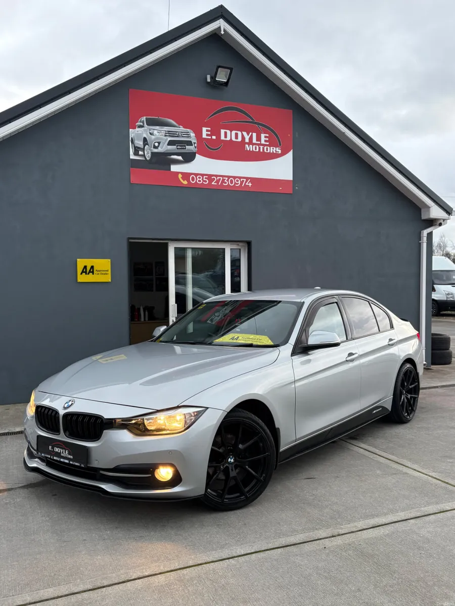 2017 BMW 3-Series Sport - Image 2