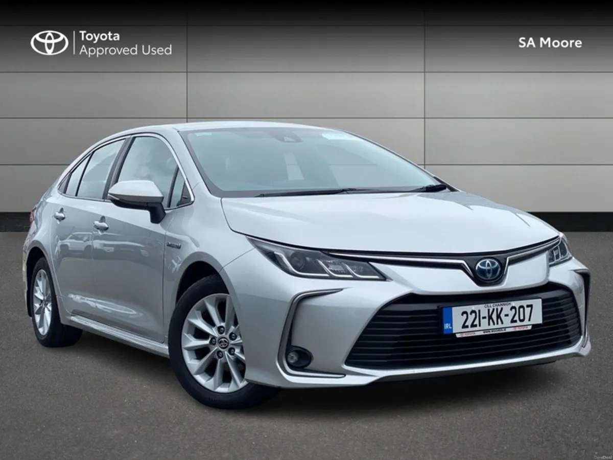 Toyota Corolla HYBRID LUNA SALOON - Image 1