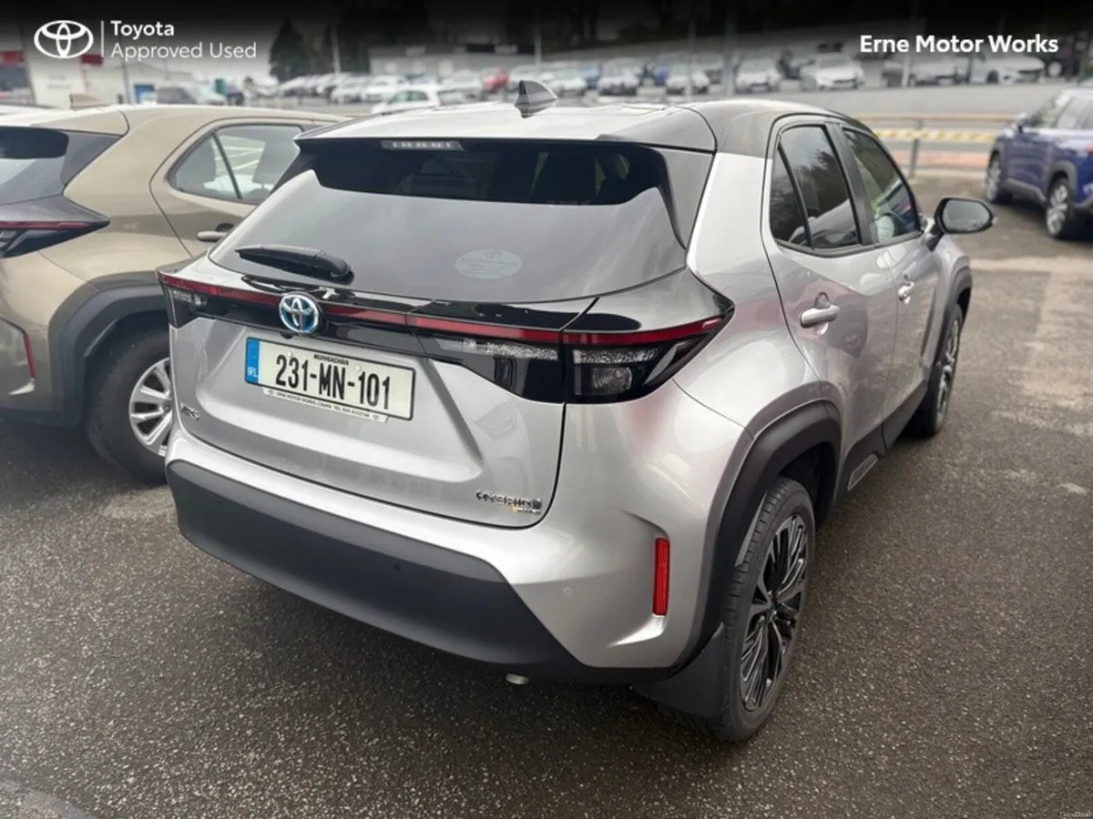 Toyota Yaris Cross YARIS CROSS SOL - Image 2