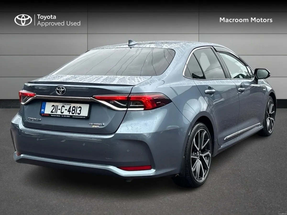 Toyota Corolla HYBRID SOL SAL SALOON 4DR AUTO - Image 2