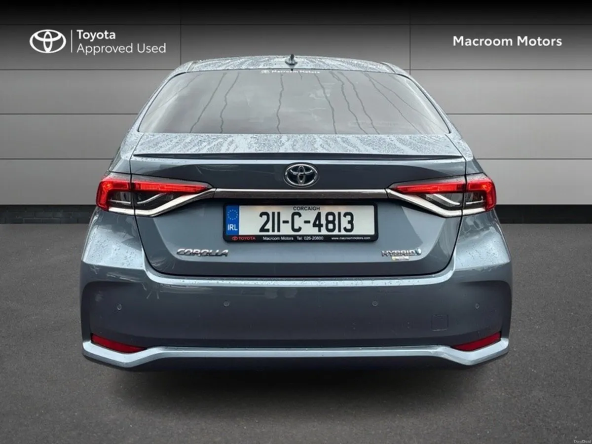 Toyota Corolla HYBRID SOL SAL SALOON 4DR AUTO - Image 4