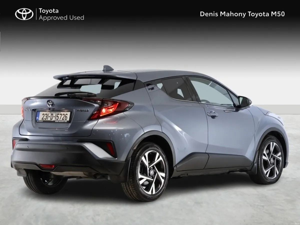 Toyota C-HR Sport Hybrid - Image 2
