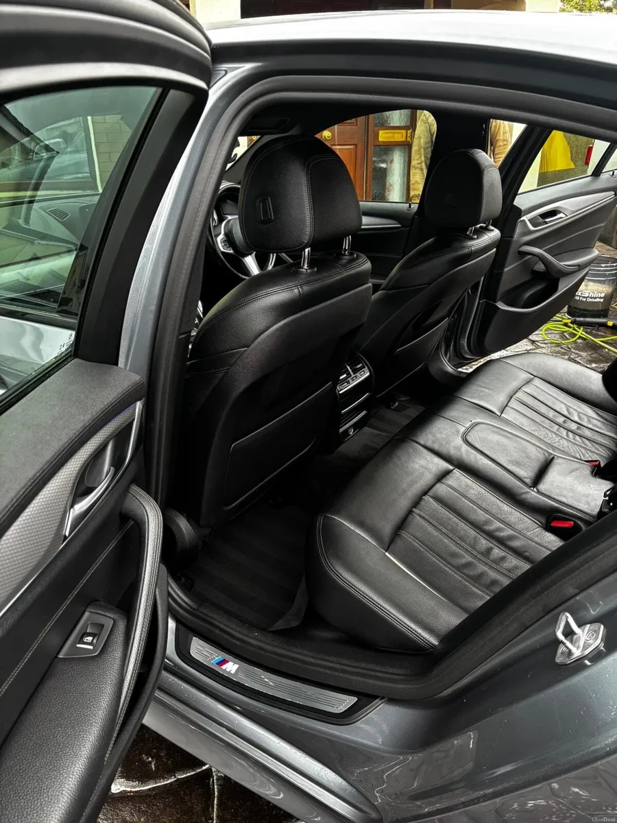 2018 BMW 530e Hybrid in remarkable condition - Image 4