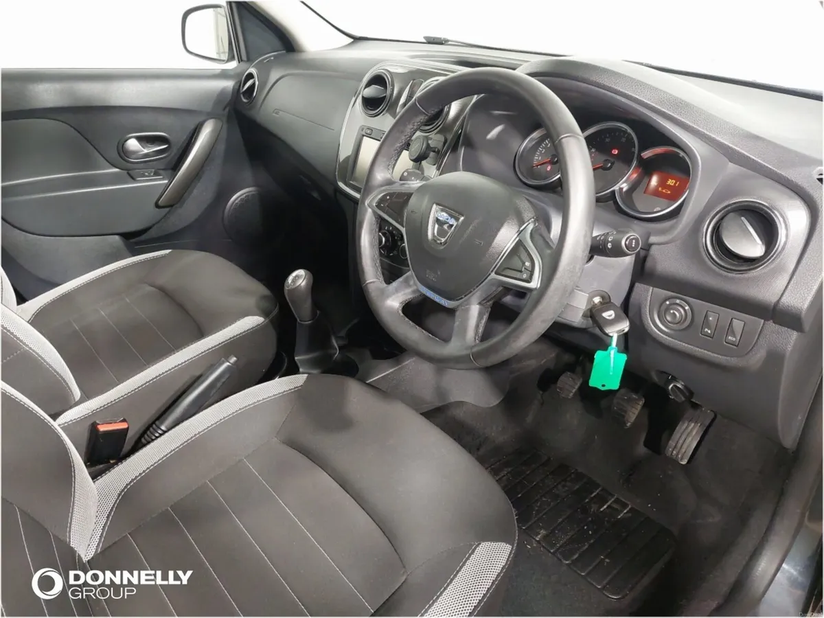 Dacia Sandero Stepway Hatchback Comfort - Image 4