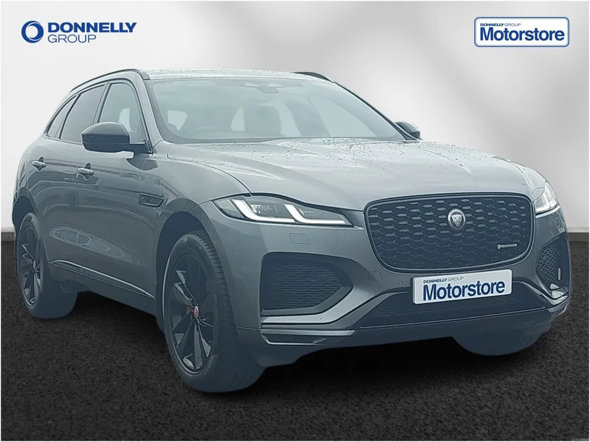 Jaguar F-pace F-Pace Estate Special Editions R-Dyn - Image 1